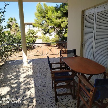 Vangelis House Near Athens Airport Loútsa Exterior foto